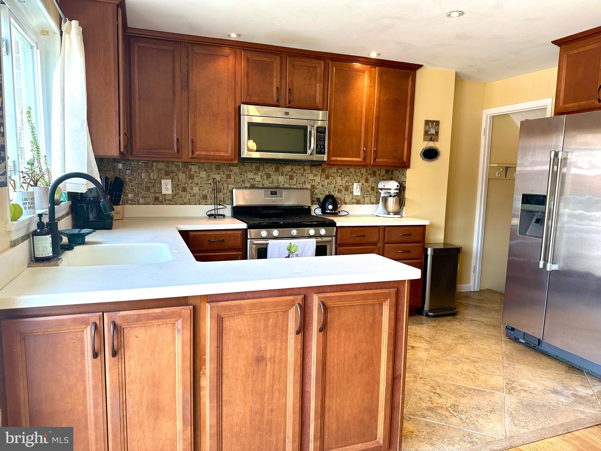 5444 Quentin Street Philadelphia, PA 19128 - Photo 9 of 22