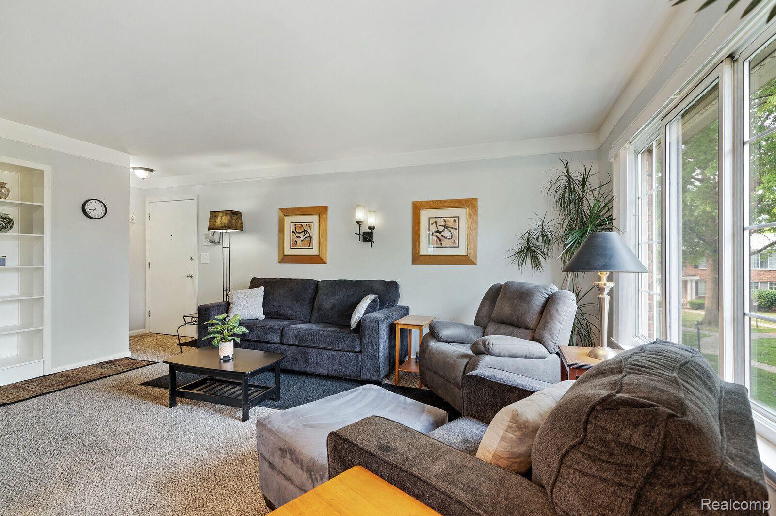 29514 Hoover Road Warren, MI 48093 - Photo 7 of 25 Gallery Image 7