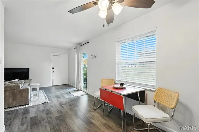 $89,000 | 6935 Colonial Woods Drive, Unit 23, St. Louis, MO 63129