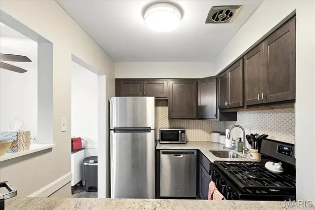 $89,000 | 6935 Colonial Woods Drive, Unit 23, St. Louis, MO 63129