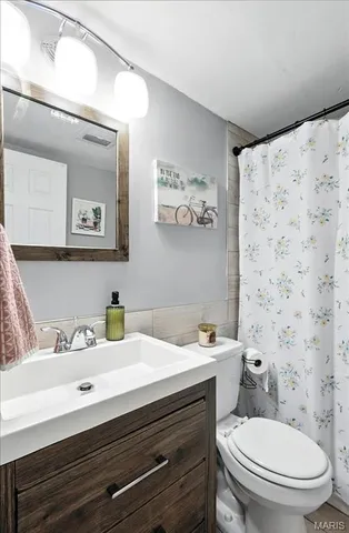 $89,000 | 6935 Colonial Woods Drive, Unit 23, St. Louis, MO 63129