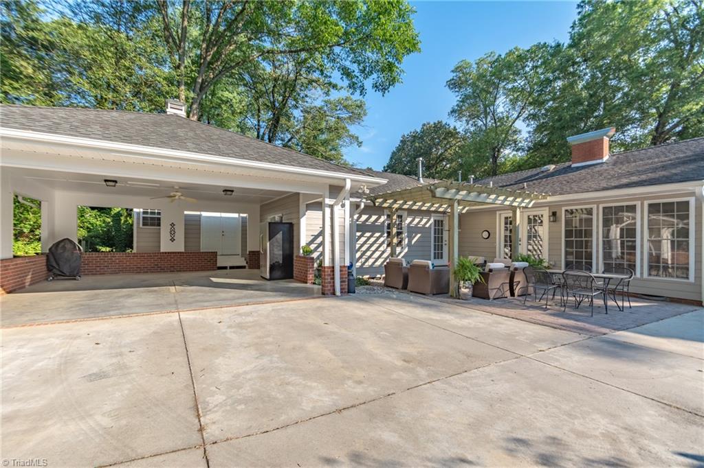 2006 Hamilton Road Greensboro, NC 27408 - Photo 4 of 30 Gallery Image 4