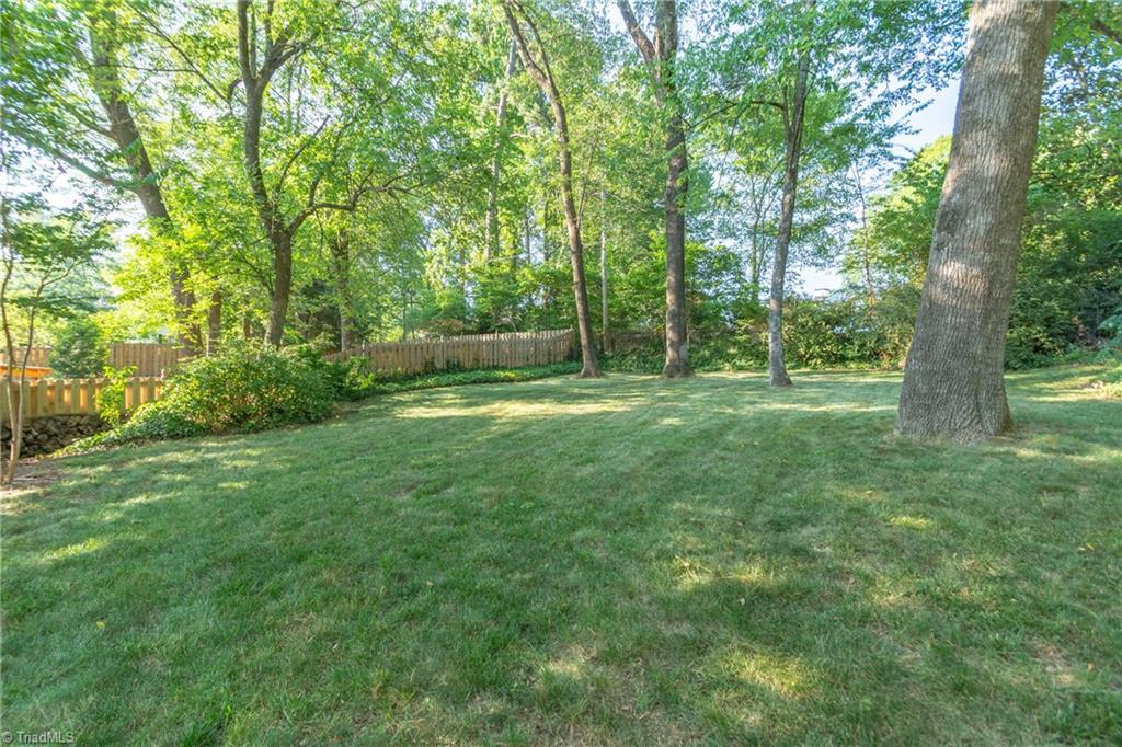 2006 Hamilton Road Greensboro, NC 27408 - Photo 7 of 30 Gallery Image 7