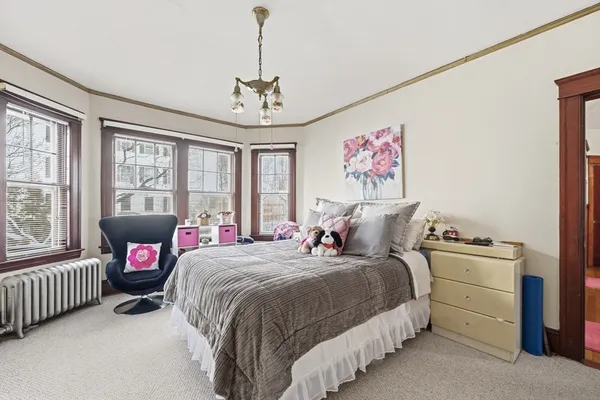 $725,000 | 47 Houghton Street, Worcester, MA 01604