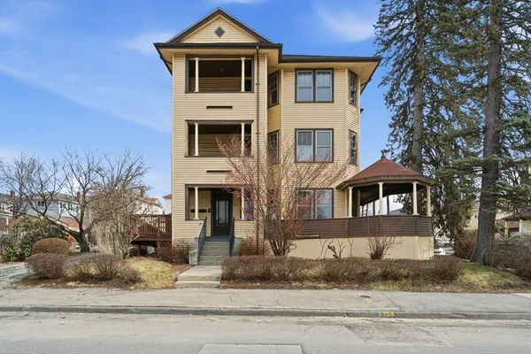 $725,000 | 47 Houghton Street, Worcester, MA 01604