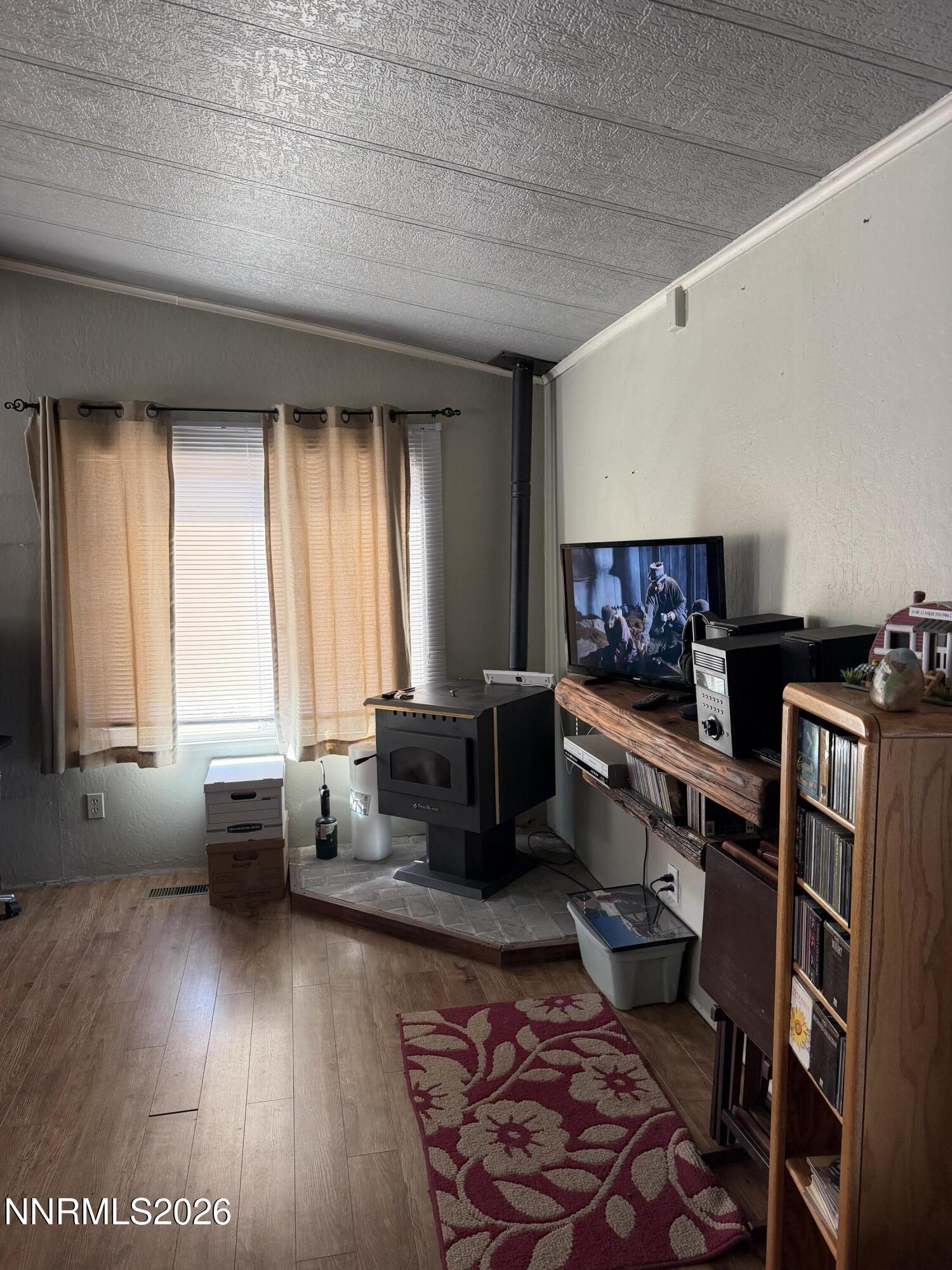 6 Ketten Road Tonopah, NV 89049 - Photo 6 of 49 a living room with furniture and a window
