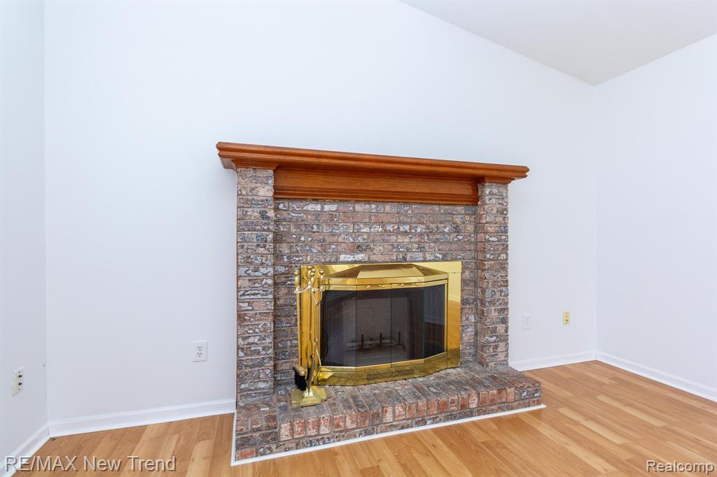 25935 Junction Novi, MI 48375 - Photo 18 of 43