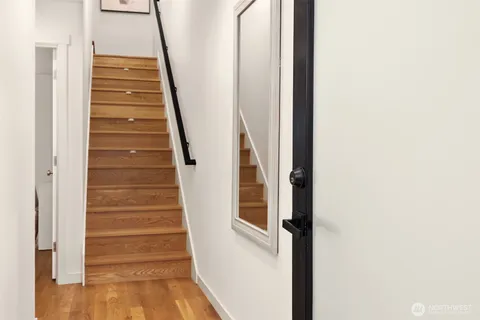 $837,000 | 2005 Dexter Avenue North, Unit B, Seattle, WA 98109