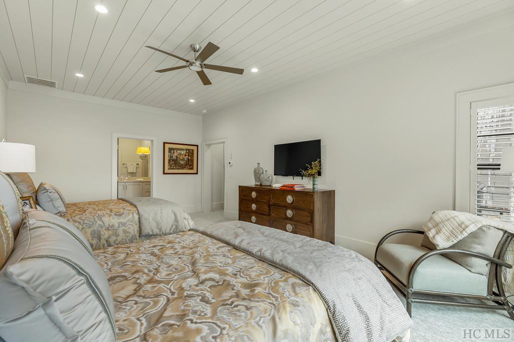 320 Little Creek Road Highlands, NC 28741 - Photo 43 of 74 Gallery Image 43
