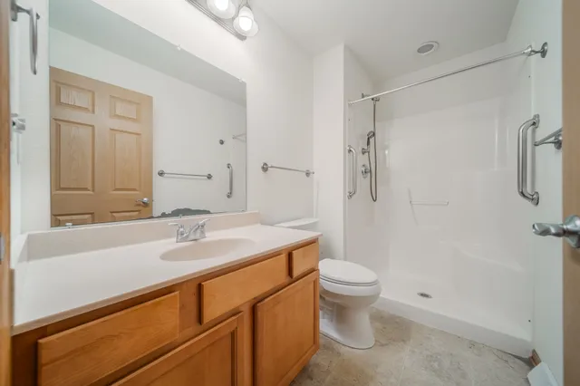 $378,400 | 105 Sarah's Way, Sheboygan Falls, WI 53085