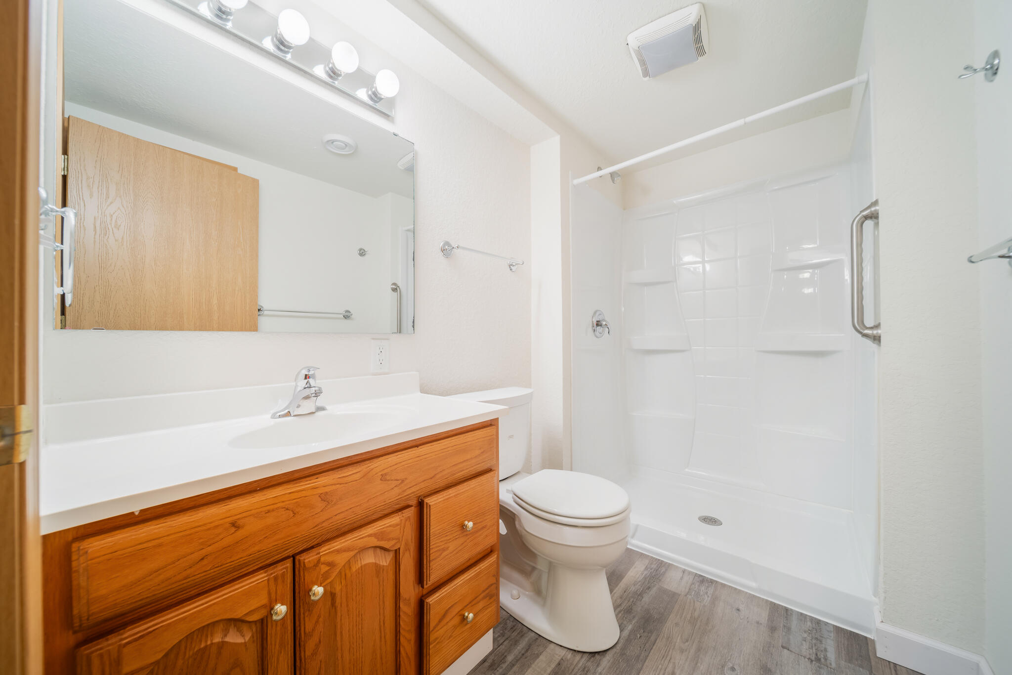 105 Sarah's Way Sheboygan Falls, WI 53085 - Photo 18 of 31 Lower Level Full Bath