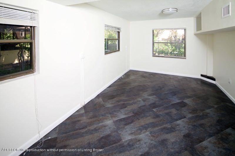 314 Beach Curve Road Lantana, FL 33462 - Photo 12 of 21 11 Bedroom