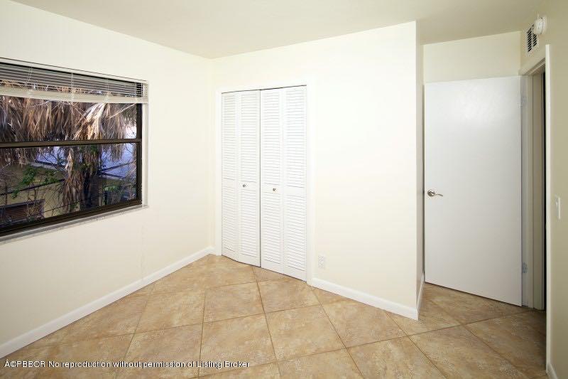 314 Beach Curve Road Lantana, FL 33462 - Photo 13 of 21 12 Bedroom