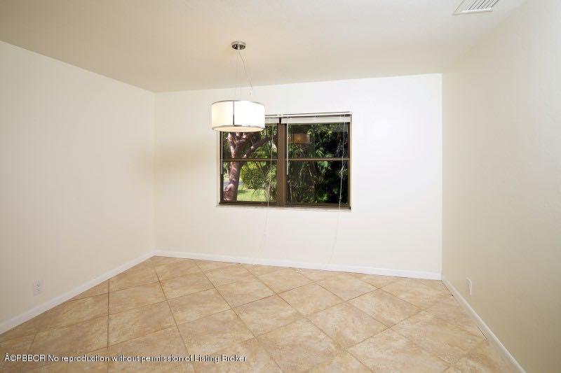 314 Beach Curve Road Lantana, FL 33462 - Photo 5 of 21 4 Dining Room