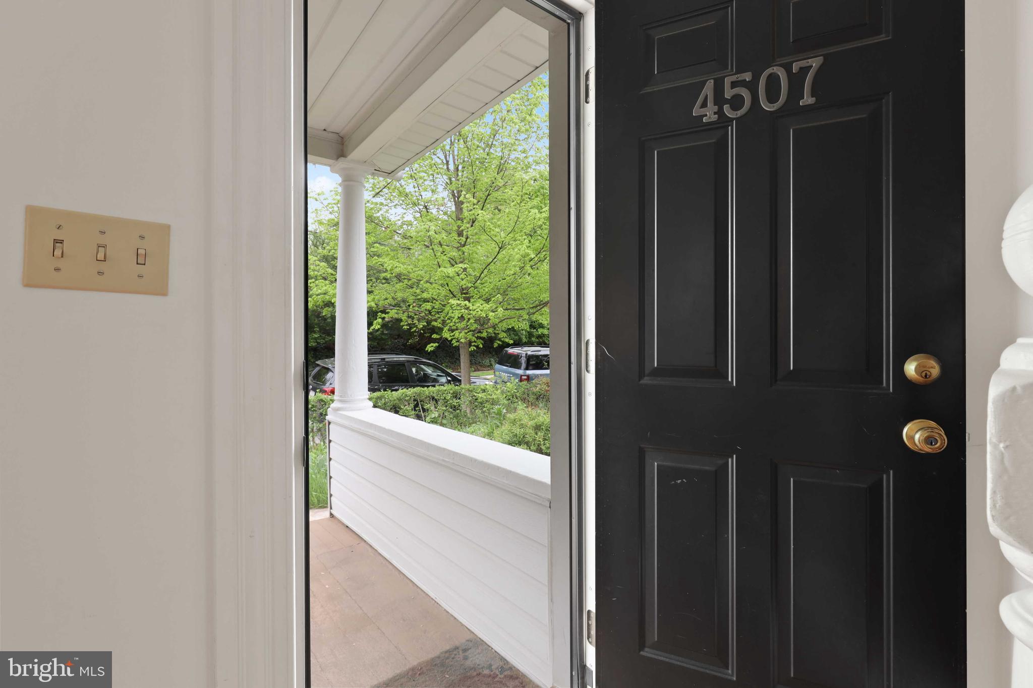 4507 Wilmslow Road Baltimore, MD 21210 - Photo 6 of 59 Front door looking towards front porch