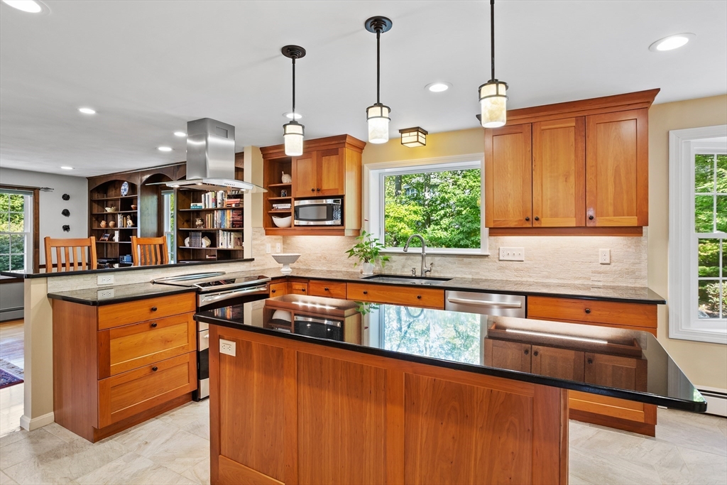 11 Grist Mill Road Acton, MA 01720 - Photo 3 of 38