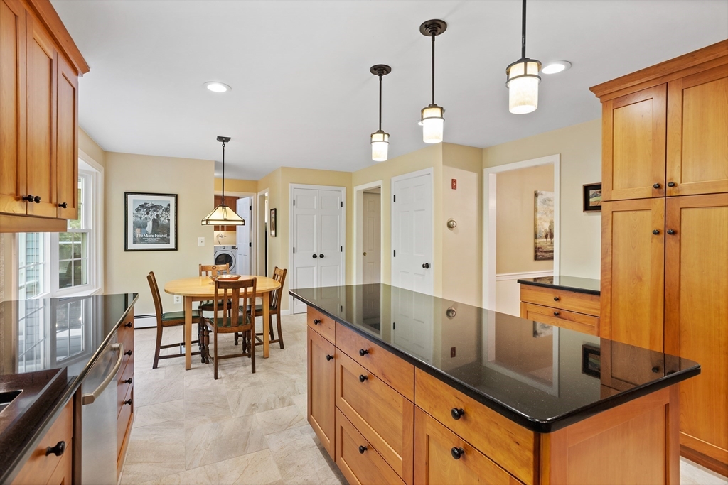 11 Grist Mill Road Acton, MA 01720 - Photo 5 of 38