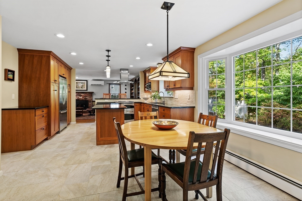 11 Grist Mill Road Acton, MA 01720 - Photo 7 of 38