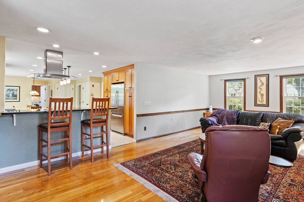 11 Grist Mill Road Acton, MA 01720 - Photo 8 of 38