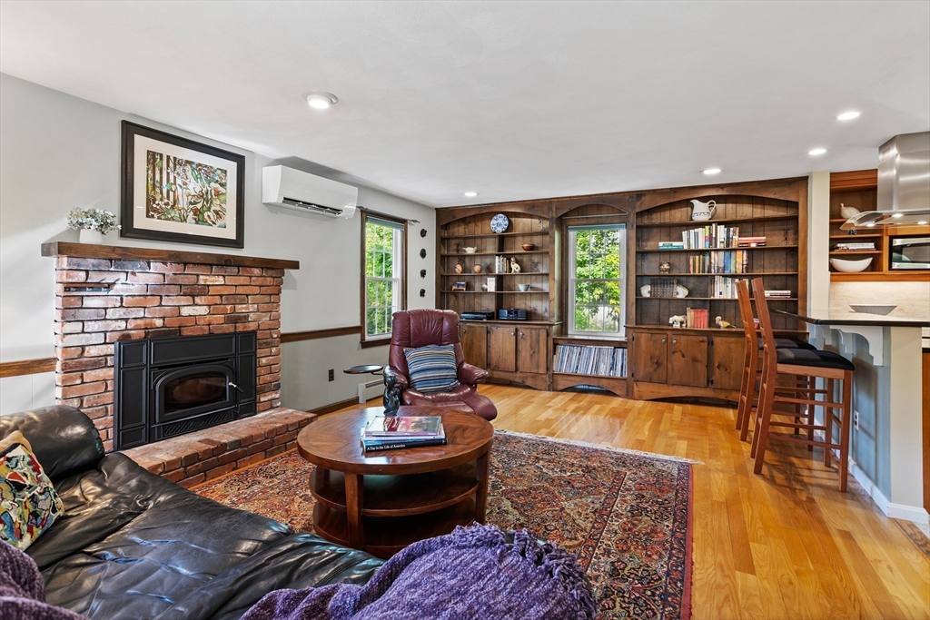 11 Grist Mill Road Acton, MA 01720 - Photo 9 of 38