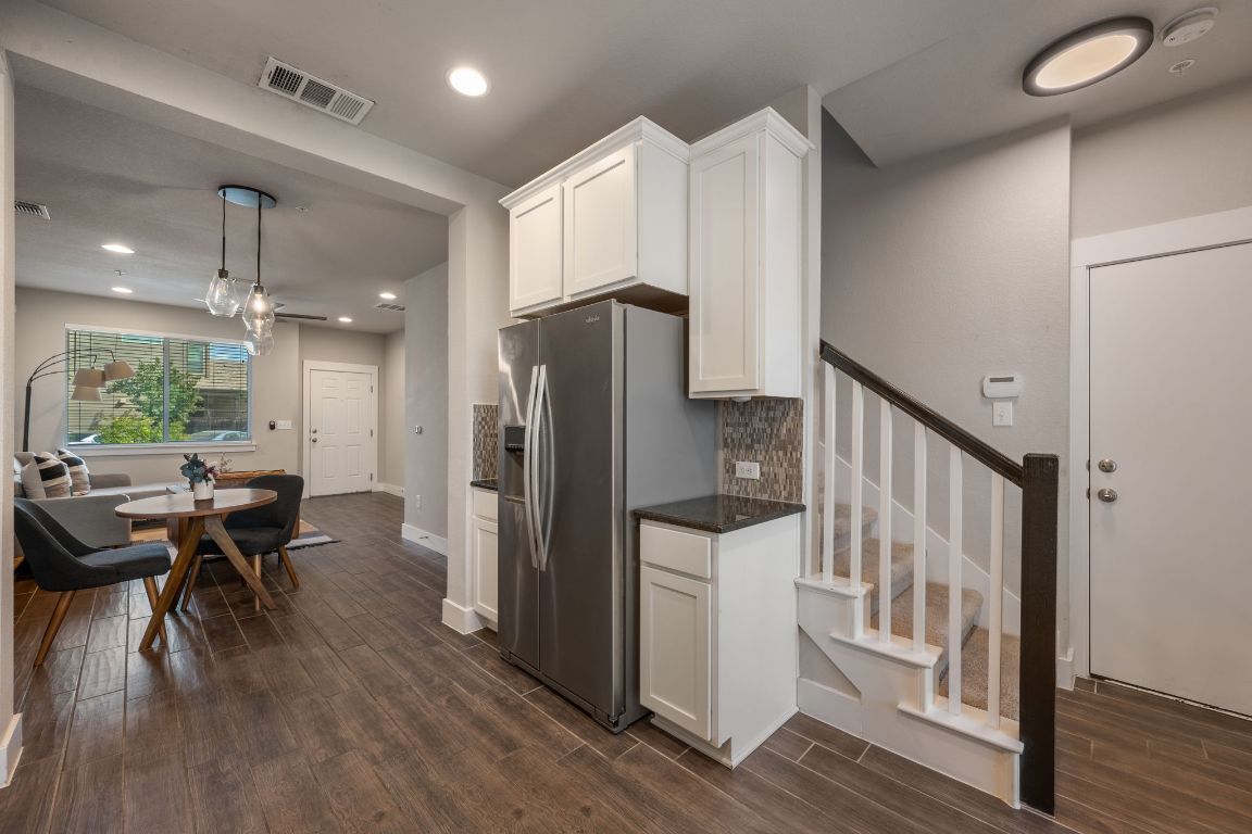 7408 Wildcat Pass Austin, TX 78757 - Photo 11 of 34