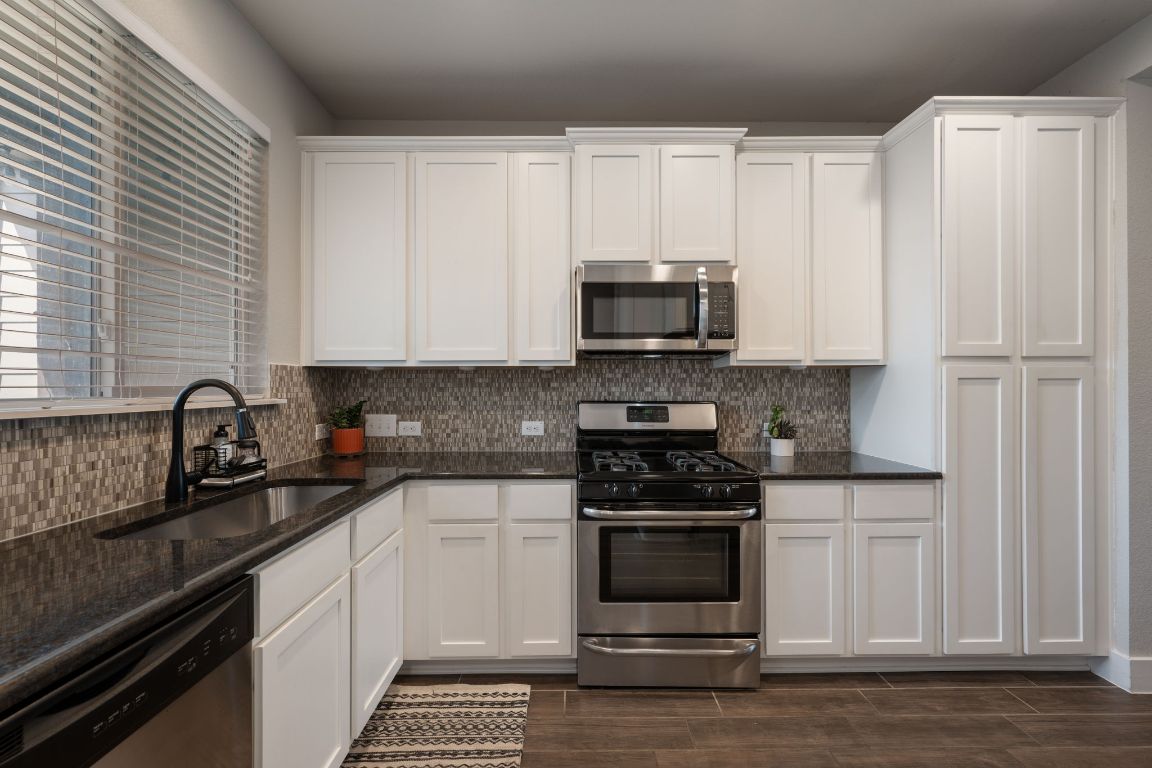 7408 Wildcat Pass Austin, TX 78757 - Photo 10 of 34