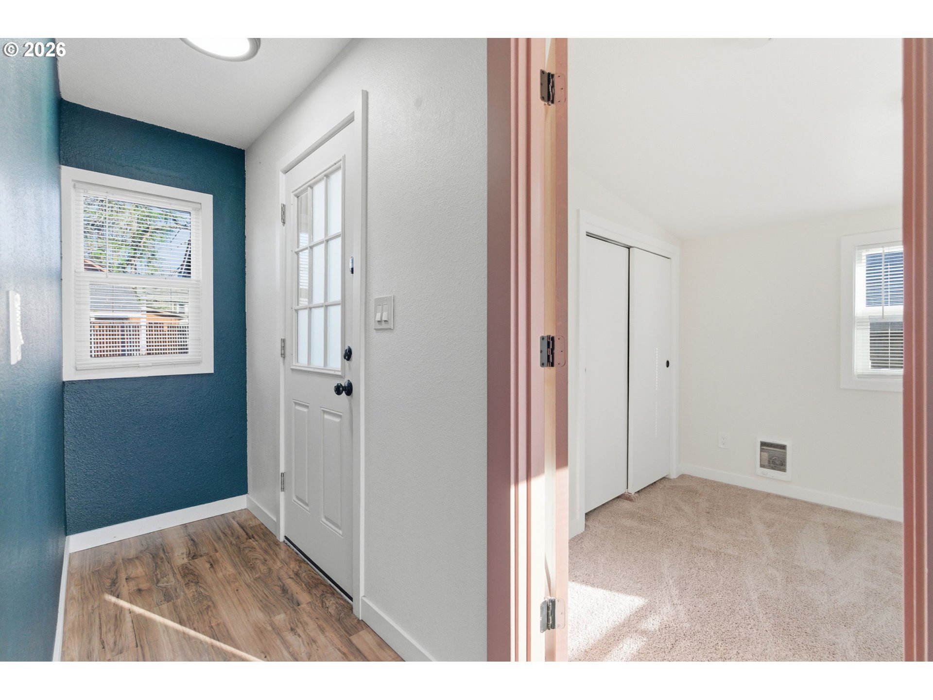 16484 Front Avenue Oregon City, OR 97045 - Photo 24 of 34 a view of room with window