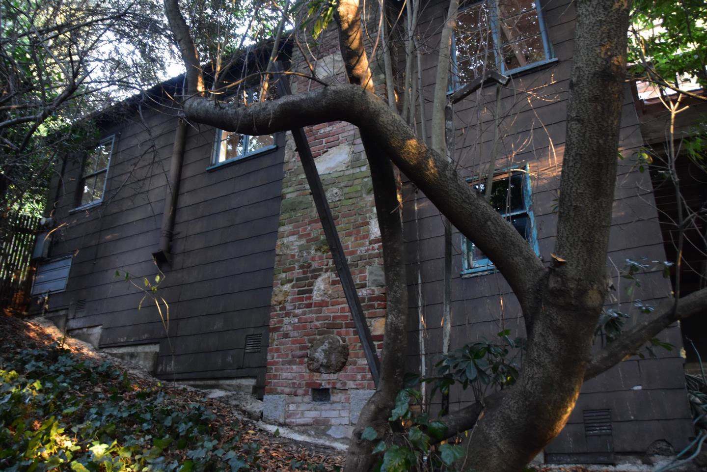 66 Poppy Lane Berkeley, CA 94708 - Photo 35 of 38 a view of entryway and outdoor