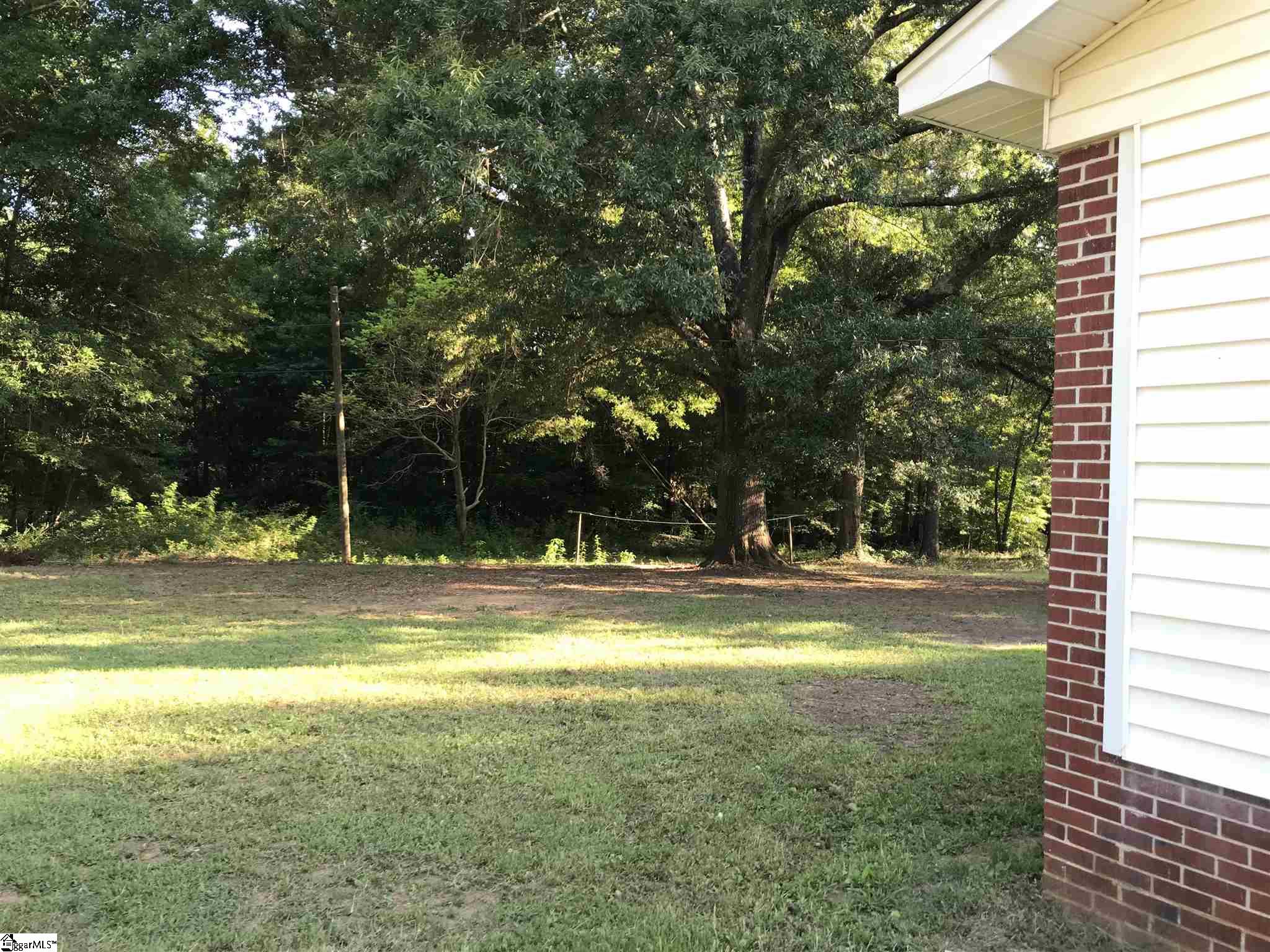 391 Smith Road Laurens, SC 29360 - Photo 15 of 16 Gallery Image 15
