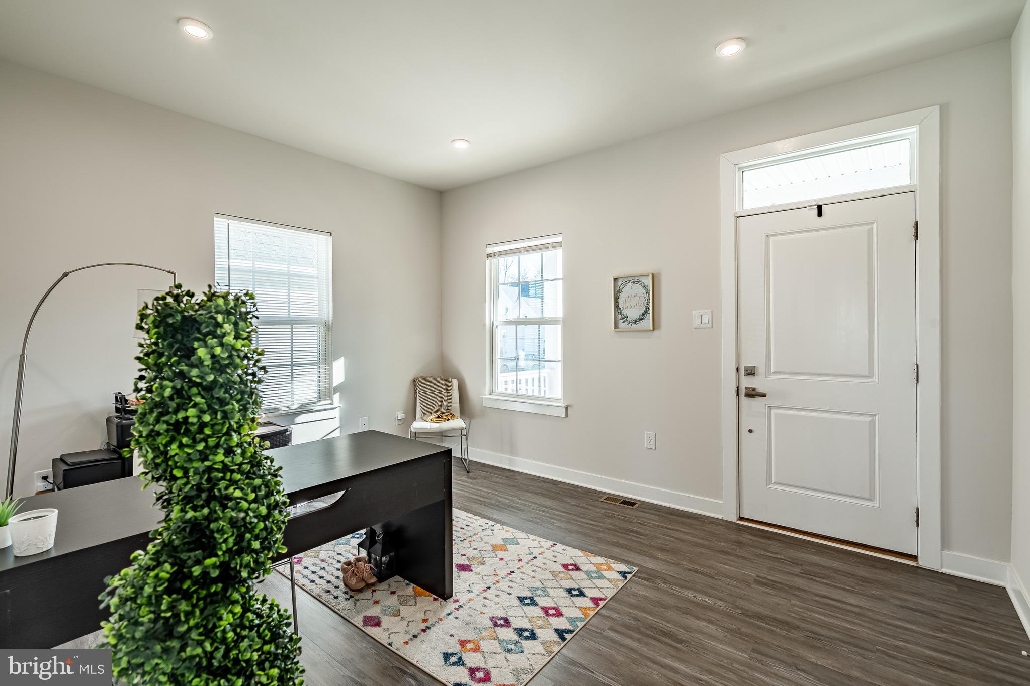 185 Pixie Moss Road Pottstown, PA 19464 - Photo 3 of 43 Office area at the entrance