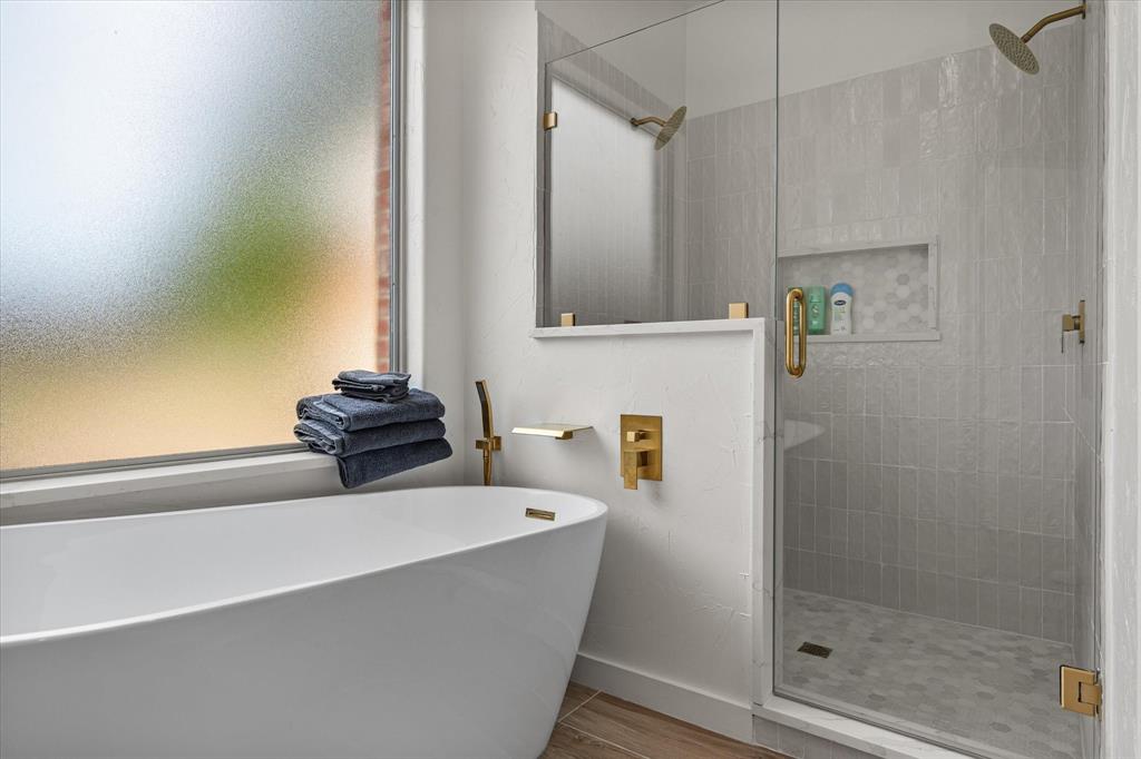 352 Leeward Circle Azle, TX 76020 - Photo 23 of 40