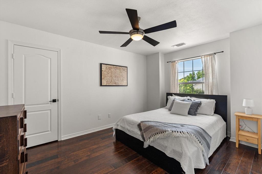 352 Leeward Circle Azle, TX 76020 - Photo 29 of 40