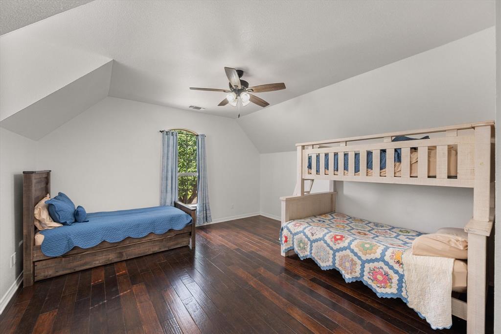 352 Leeward Circle Azle, TX 76020 - Photo 33 of 40