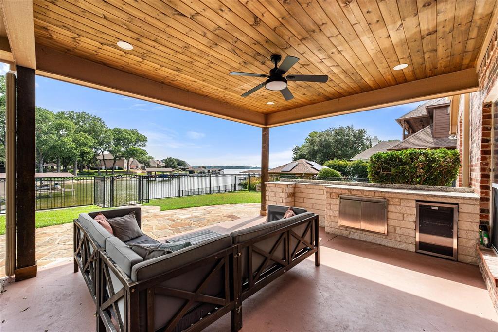 352 Leeward Circle Azle, TX 76020 - Photo 35 of 40