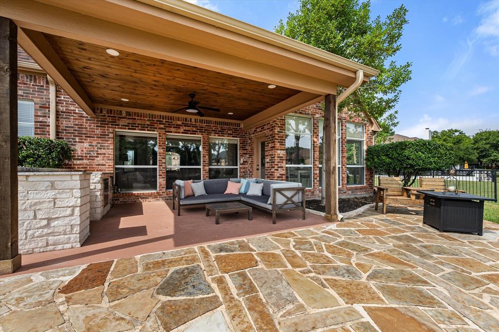 352 Leeward Circle Azle, TX 76020 - Photo 37 of 40