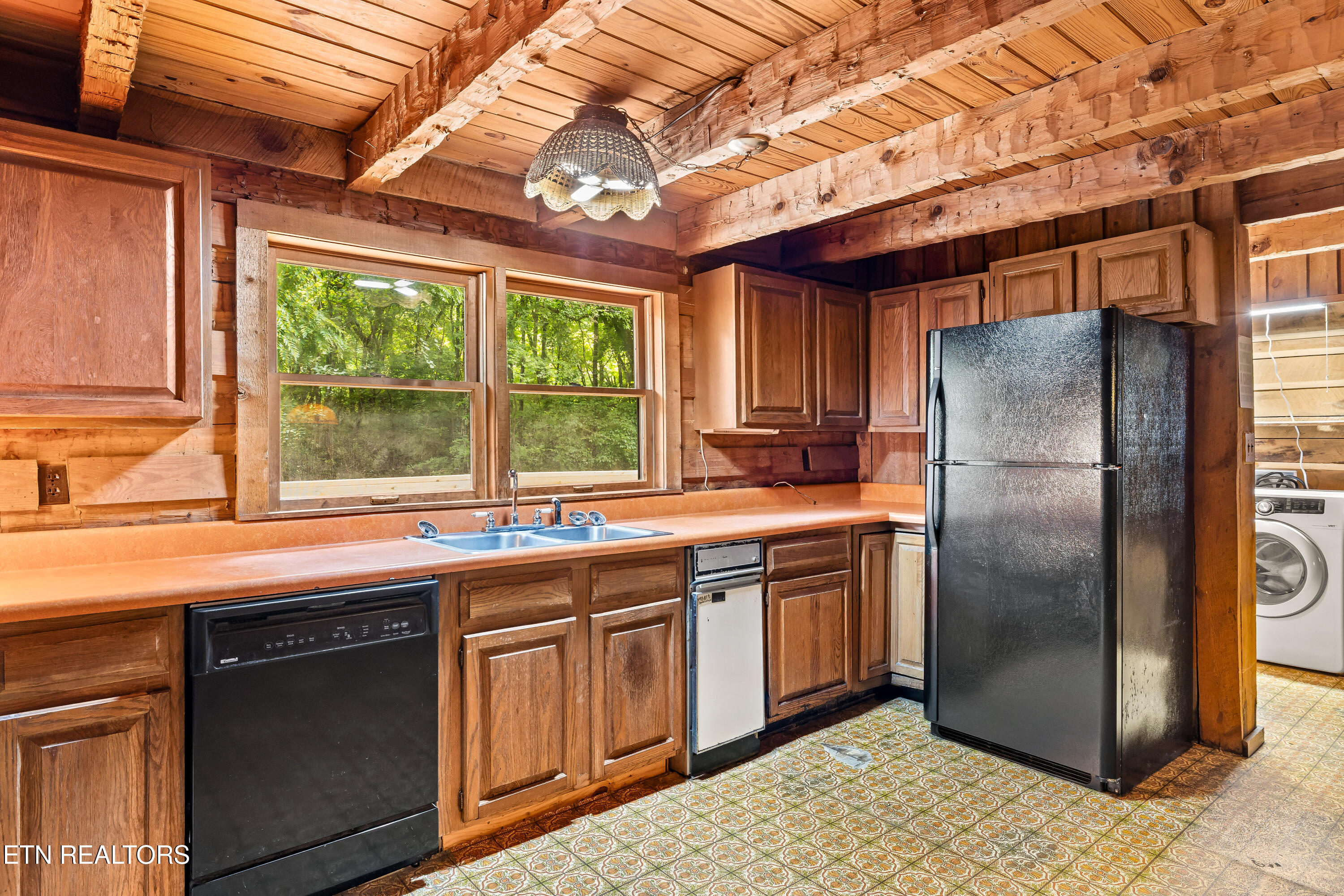 143 Old Cove Road Walland, TN 37886 - Photo 20 of 49 Rustic