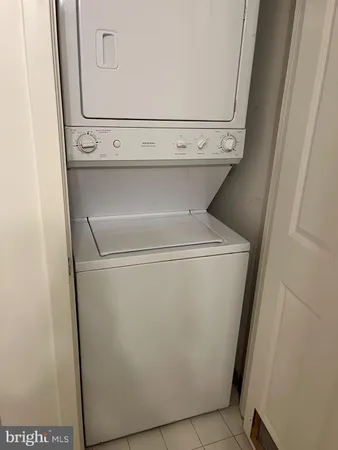 $2,000 | 4480 Market Commons Drive, Unit 511, Fairfax, VA 22033