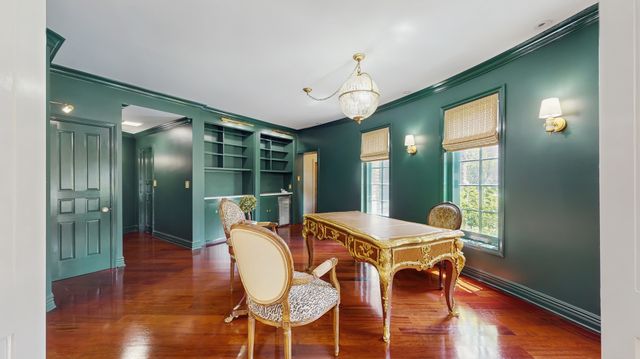 $3,489,000 | 570 Hathaway Circle, Lake Forest, IL 60045