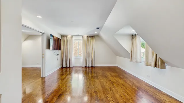 $3,489,000 | 570 Hathaway Circle, Lake Forest, IL 60045