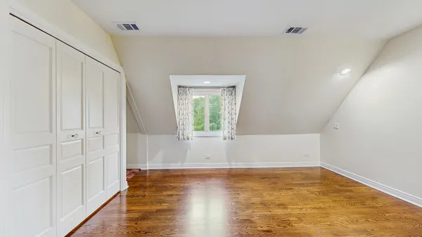 $3,489,000 | 570 Hathaway Circle, Lake Forest, IL 60045