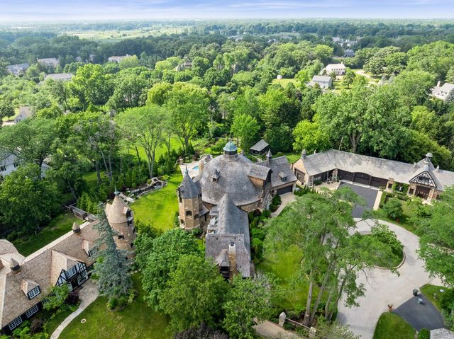 $3,489,000 | 570 Hathaway Circle, Lake Forest, IL 60045