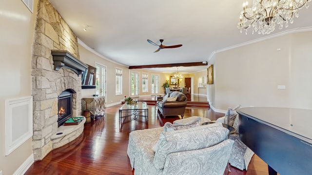 $3,489,000 | 570 Hathaway Circle, Lake Forest, IL 60045