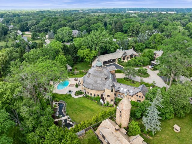 $3,489,000 | 570 Hathaway Circle, Lake Forest, IL 60045