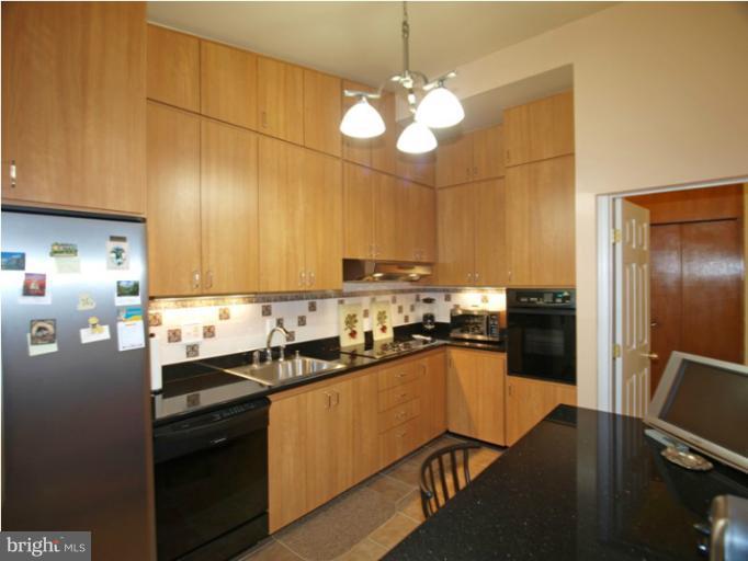 807 North Belgrade Road Silver Spring, MD 20902 - Photo 2 of 25 Kitchen