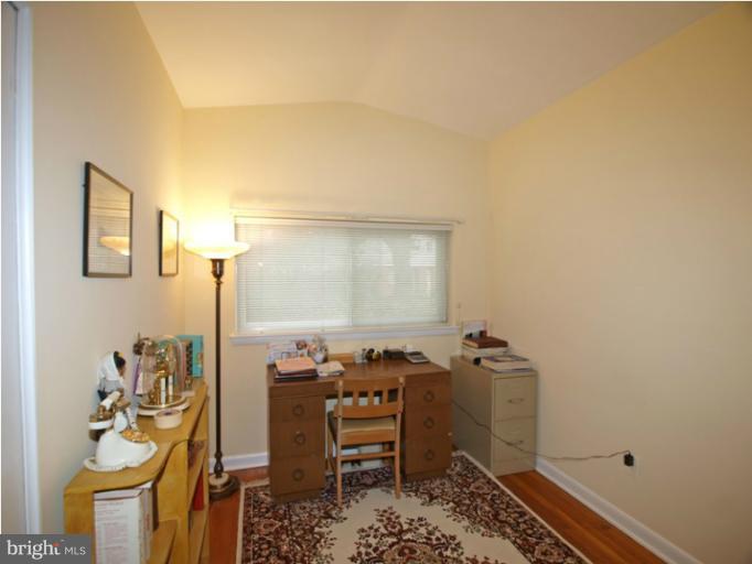 807 North Belgrade Road Silver Spring, MD 20902 - Photo 11 of 25 Bedroom 3