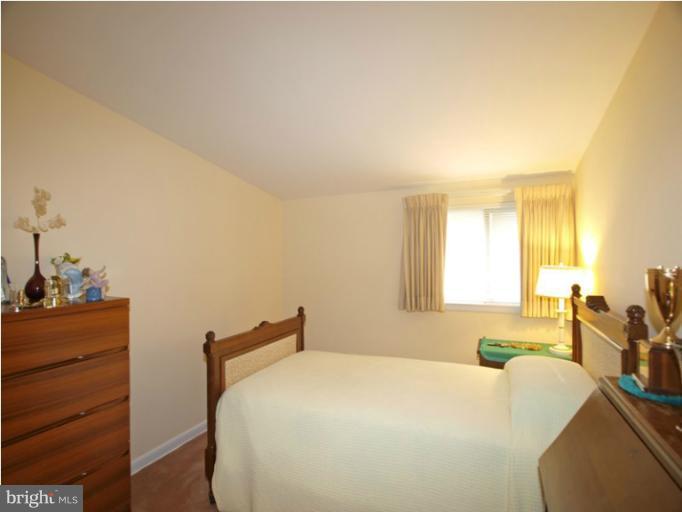 807 North Belgrade Road Silver Spring, MD 20902 - Photo 14 of 25 Bedroom 3