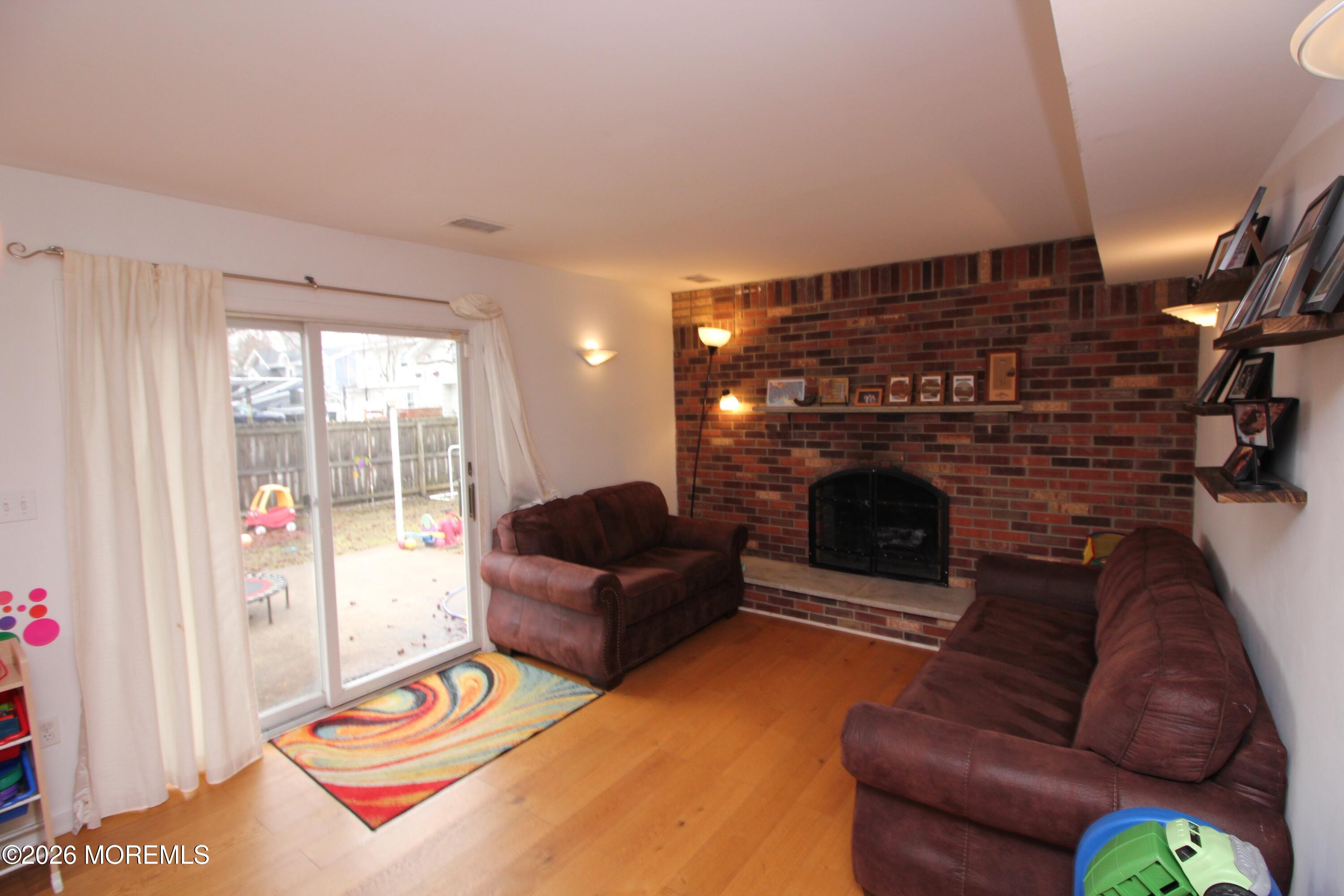 7 Portsmouth Road Englishtown, NJ 07726 - Photo 21 of 28 20 Family Room