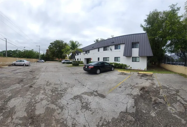 $1,950 | 19600 Southwest 110th Court, Unit 203, Cutler Bay, FL 33157