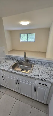 $1,950 | 19600 Southwest 110th Court, Unit 203, Cutler Bay, FL 33157