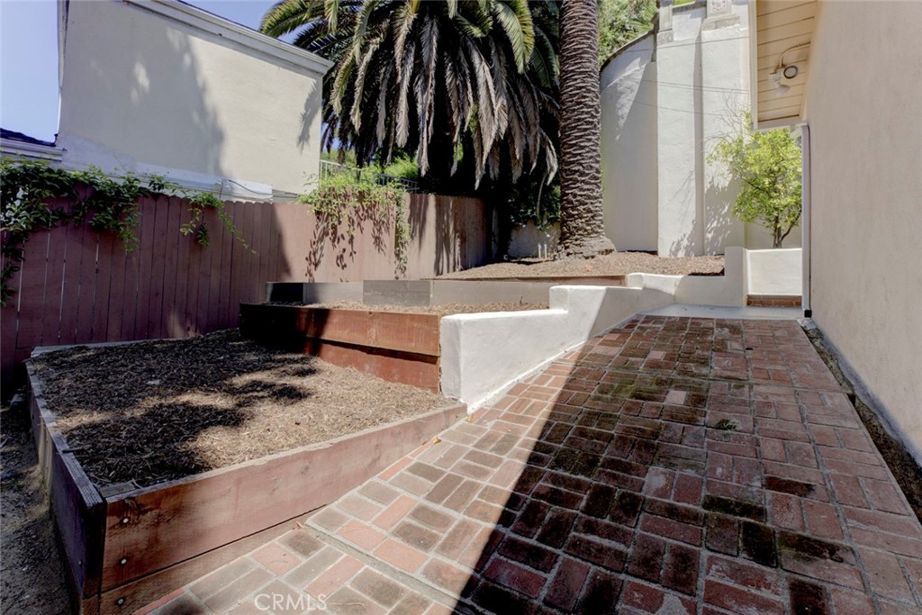 341 Cumberland Road Glendale, CA 91202 - Photo 29 of 34